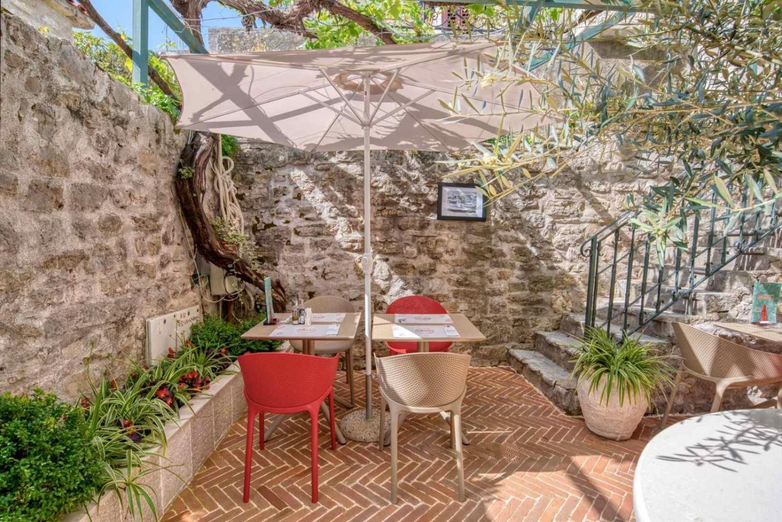 Royal Garden Apartments & Gastronomy Budva Exterior foto